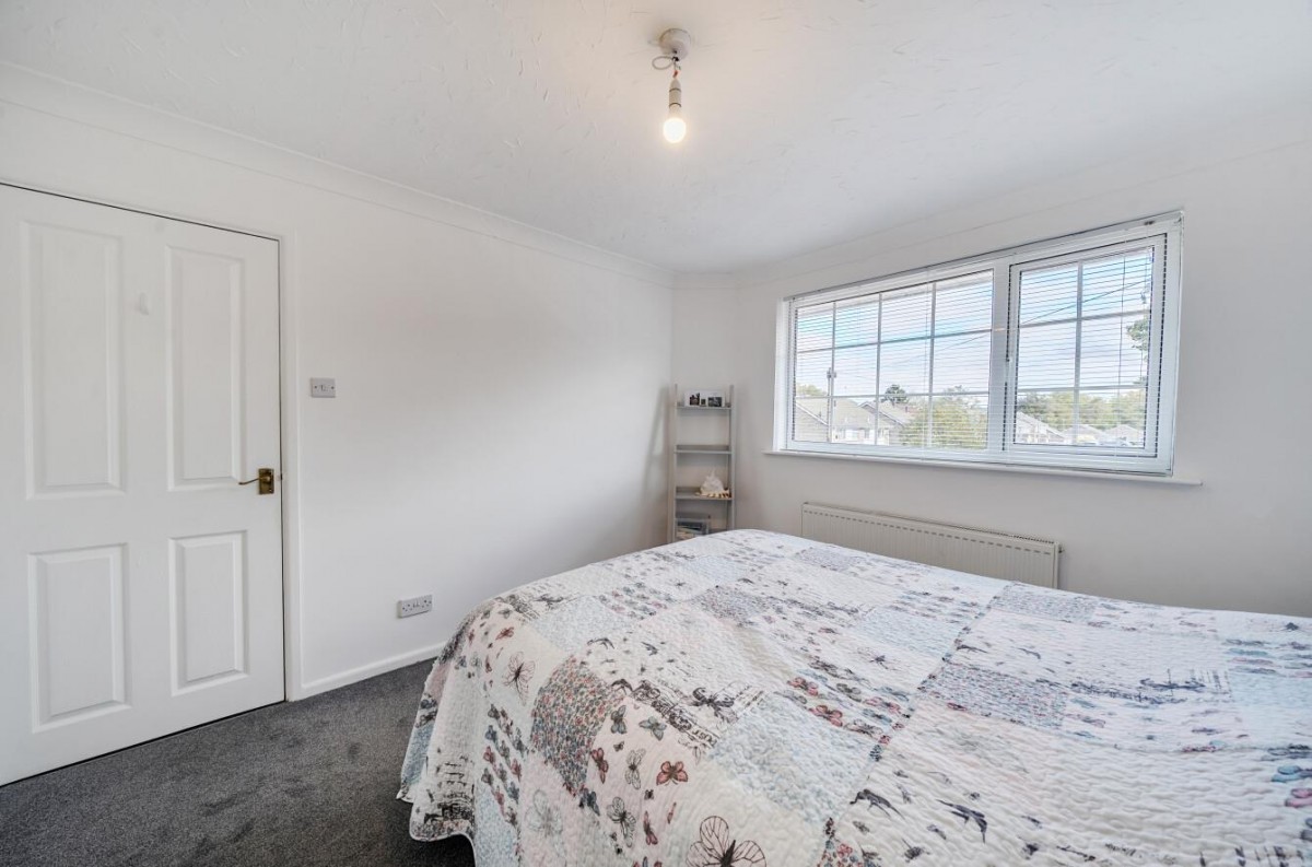 Tennyson Road , Dursley, GL11 4PZ