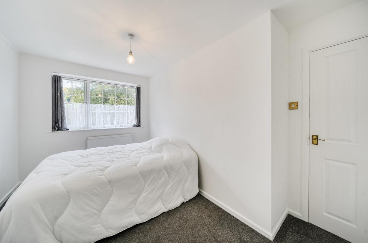 Tennyson Road , Dursley, GL11 4PZ