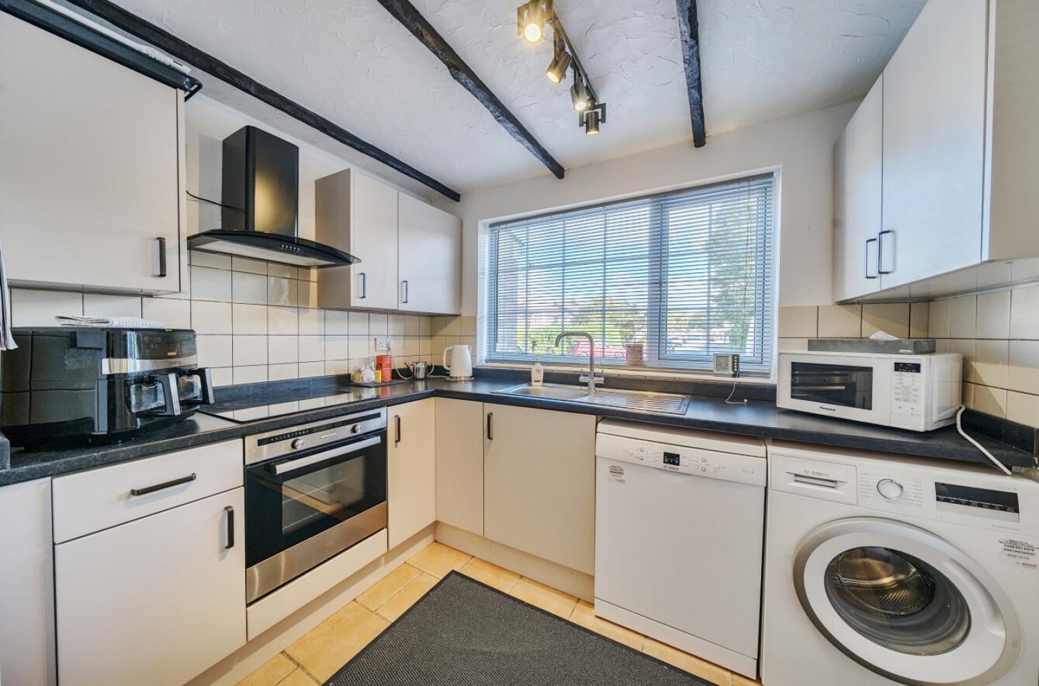 Tennyson Road , Dursley, GL11 4PZ