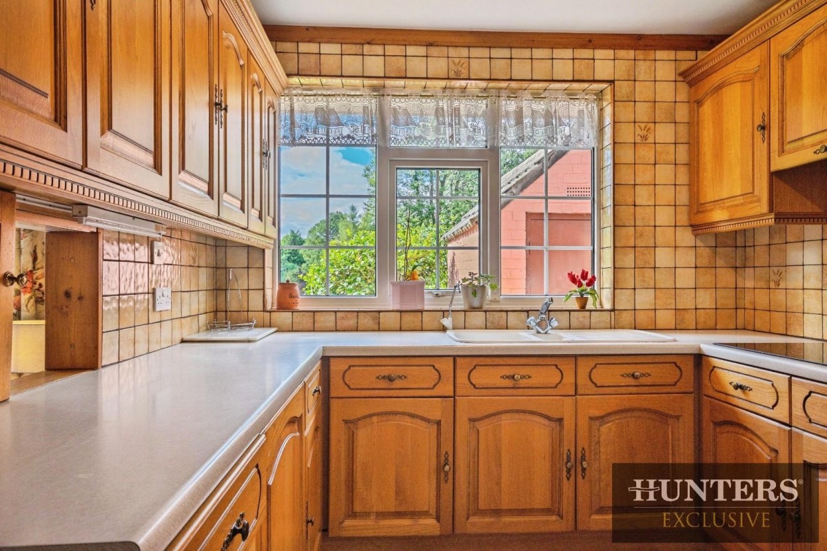 Elmfield Drive, Brandesburton, Driffield