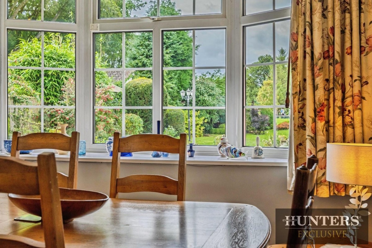 Elmfield Drive, Brandesburton, Driffield