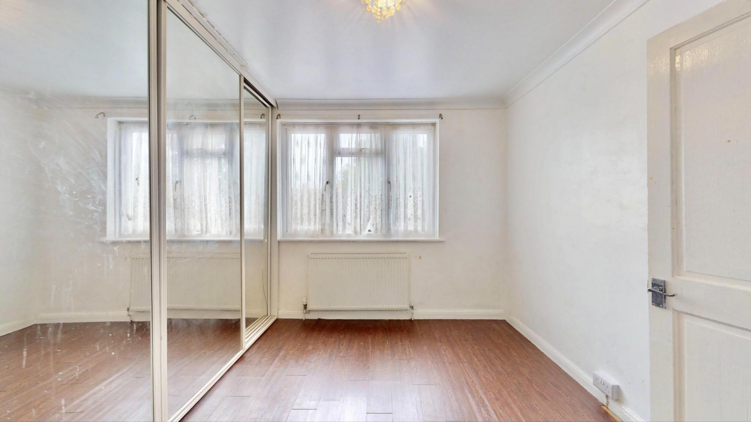 Warley Avenue, Dagenham, RM8