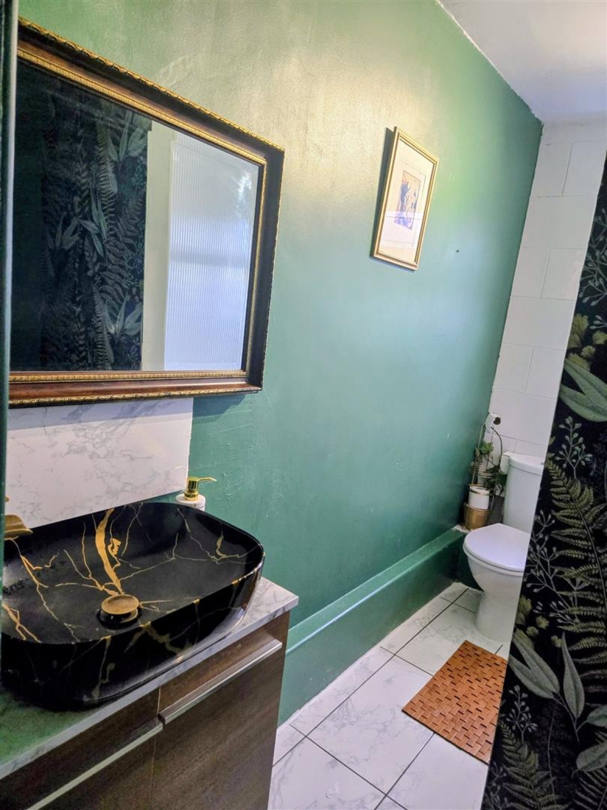 Meres Road, Halesowen, B63 2EW