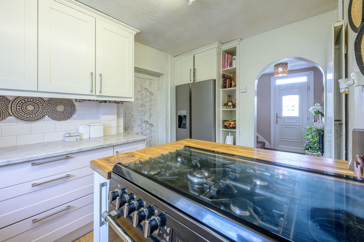 Meres Road, Halesowen, B63 2EW