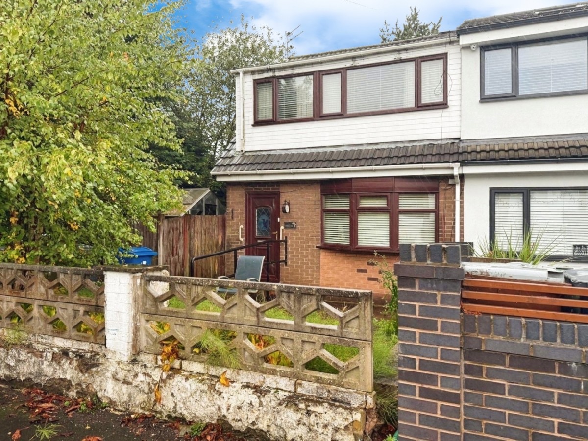 Suffolk Grove, Leigh