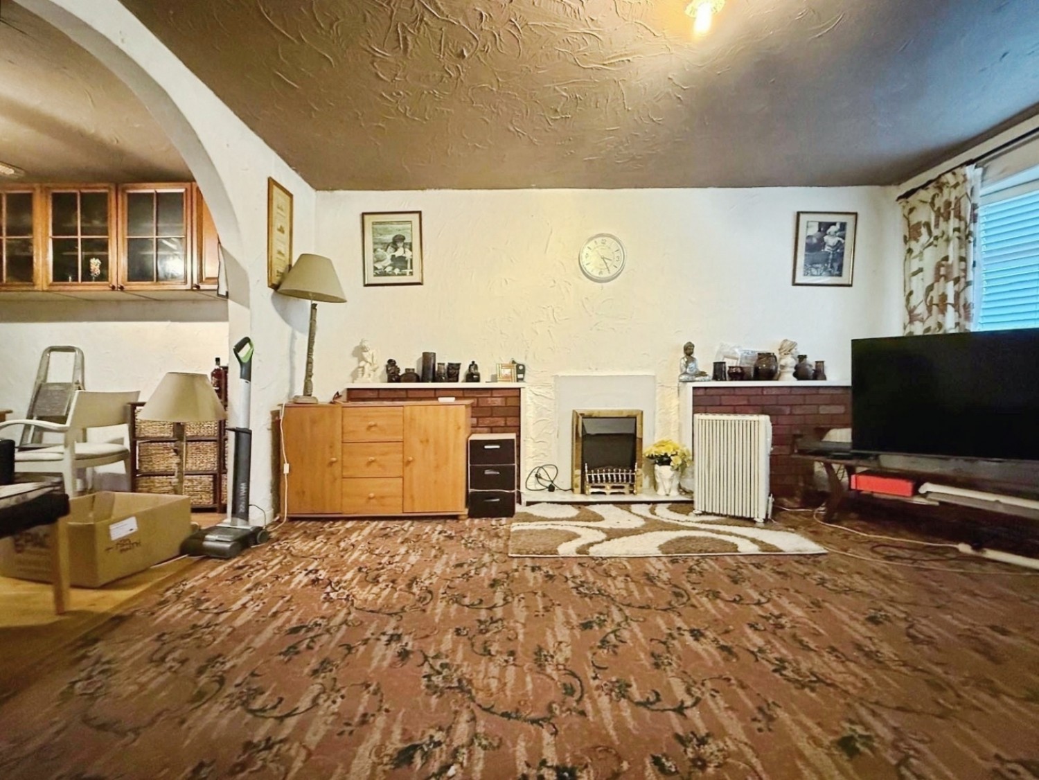 Suffolk Grove, Leigh