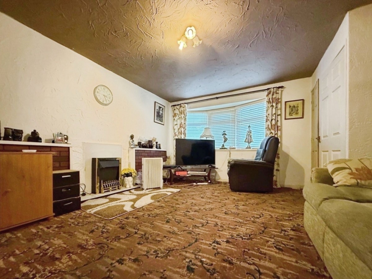 Suffolk Grove, Leigh