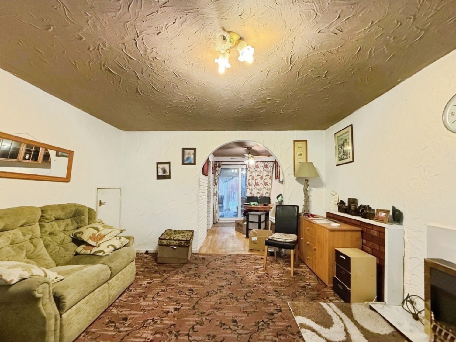 Suffolk Grove, Leigh