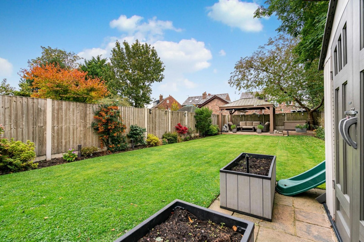 Platt Fold Road, Leigh