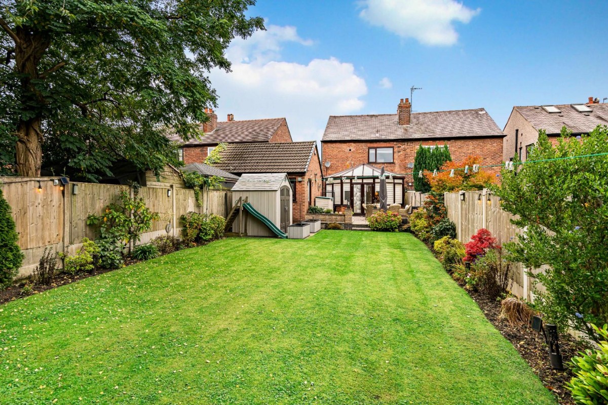 Platt Fold Road, Leigh