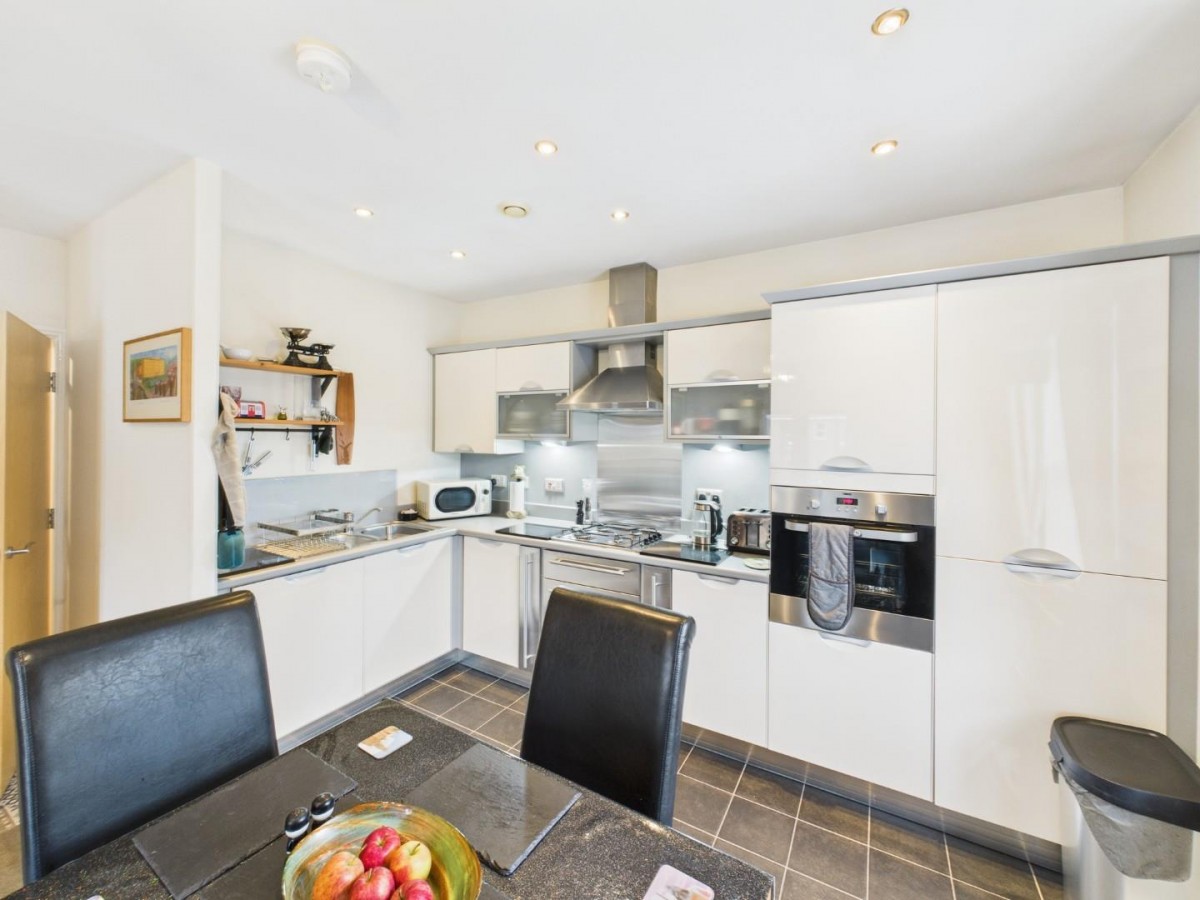 Sycamore Avenue, Bingley