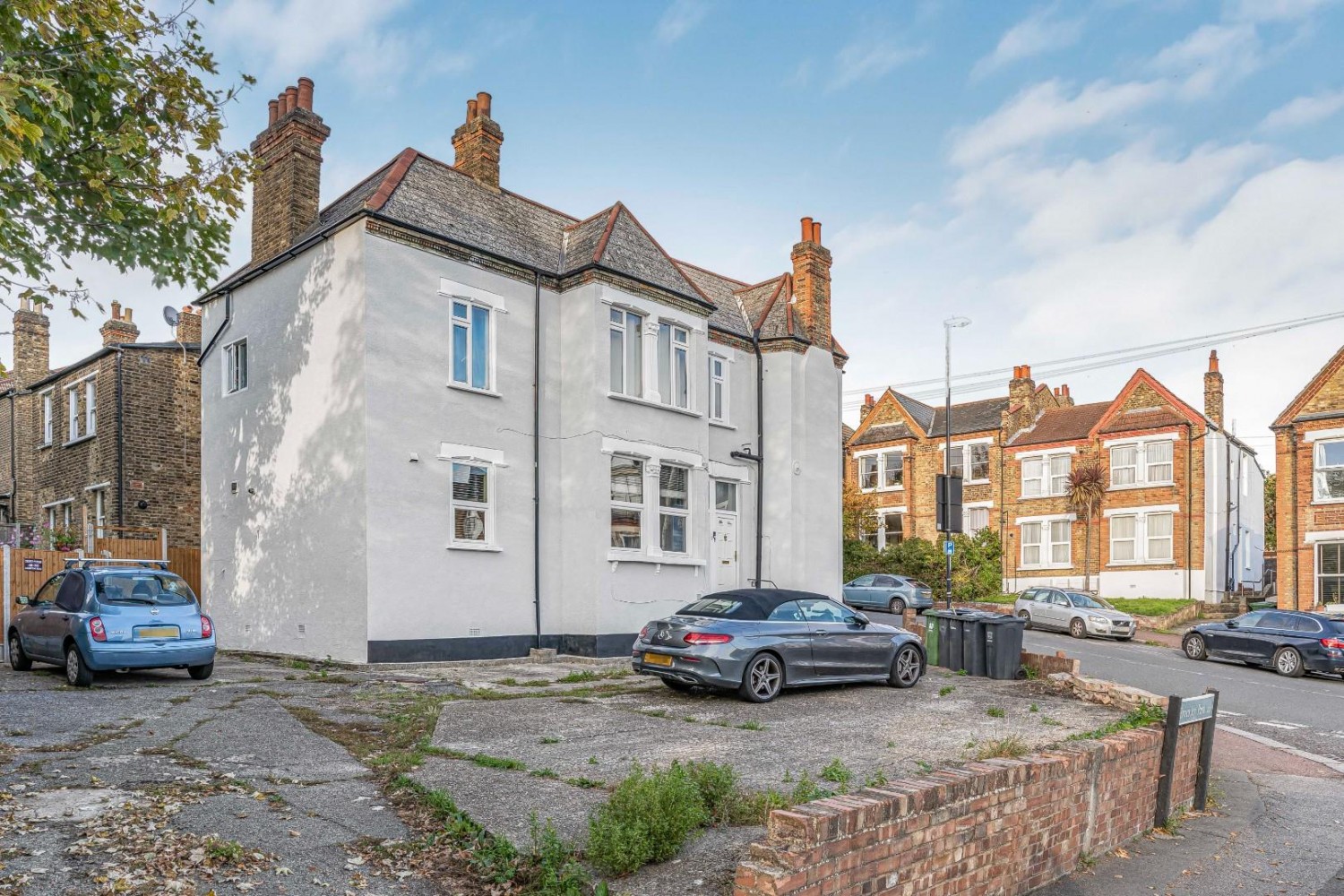 46 Montem Road, London