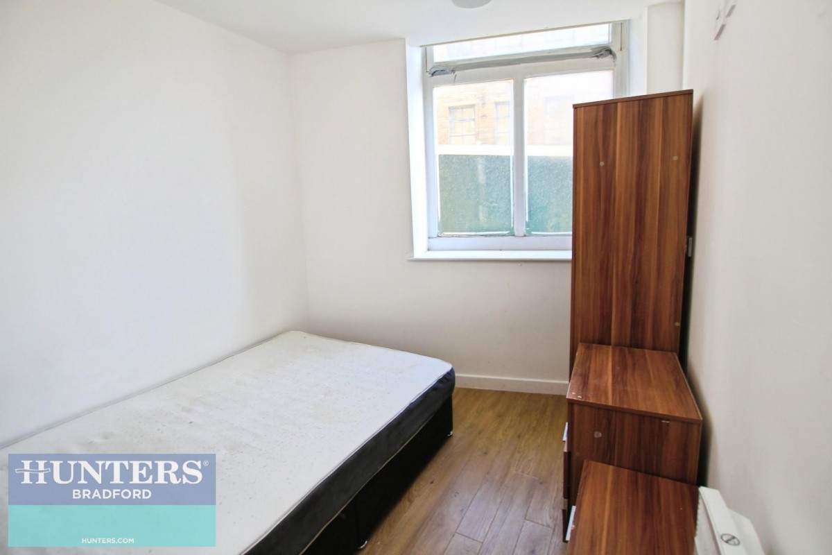 Airedale House, 130 Sunbridge Road Bradford, West Yorkshire, BD1 2PF