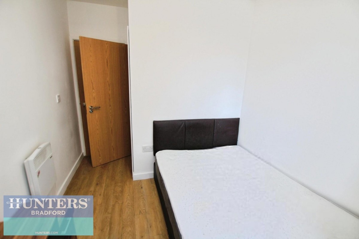 Airedale House, 130 Sunbridge Road Bradford, West Yorkshire, BD1 2PF