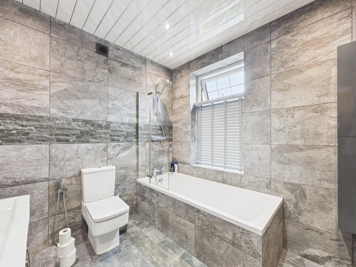 Redburn Road, Shipley