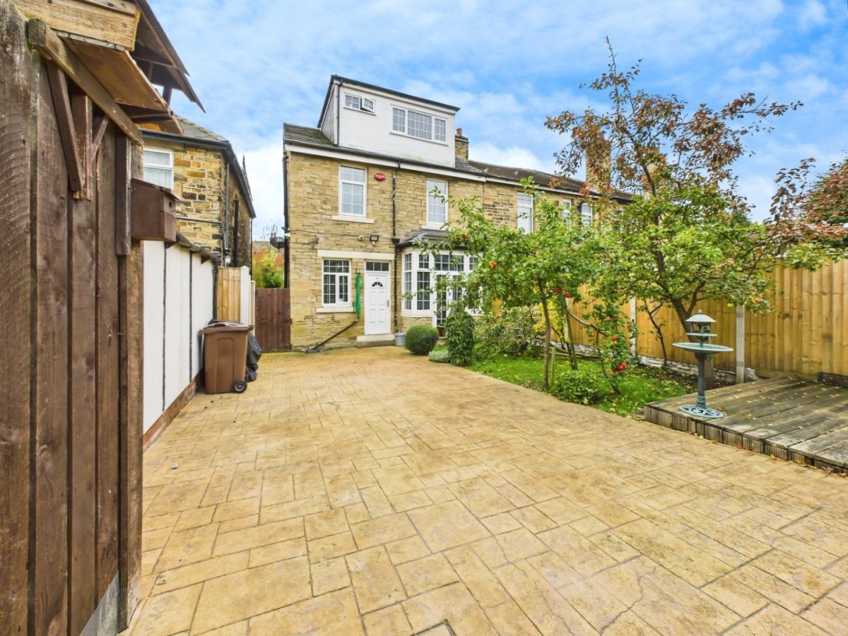 Redburn Road, Shipley