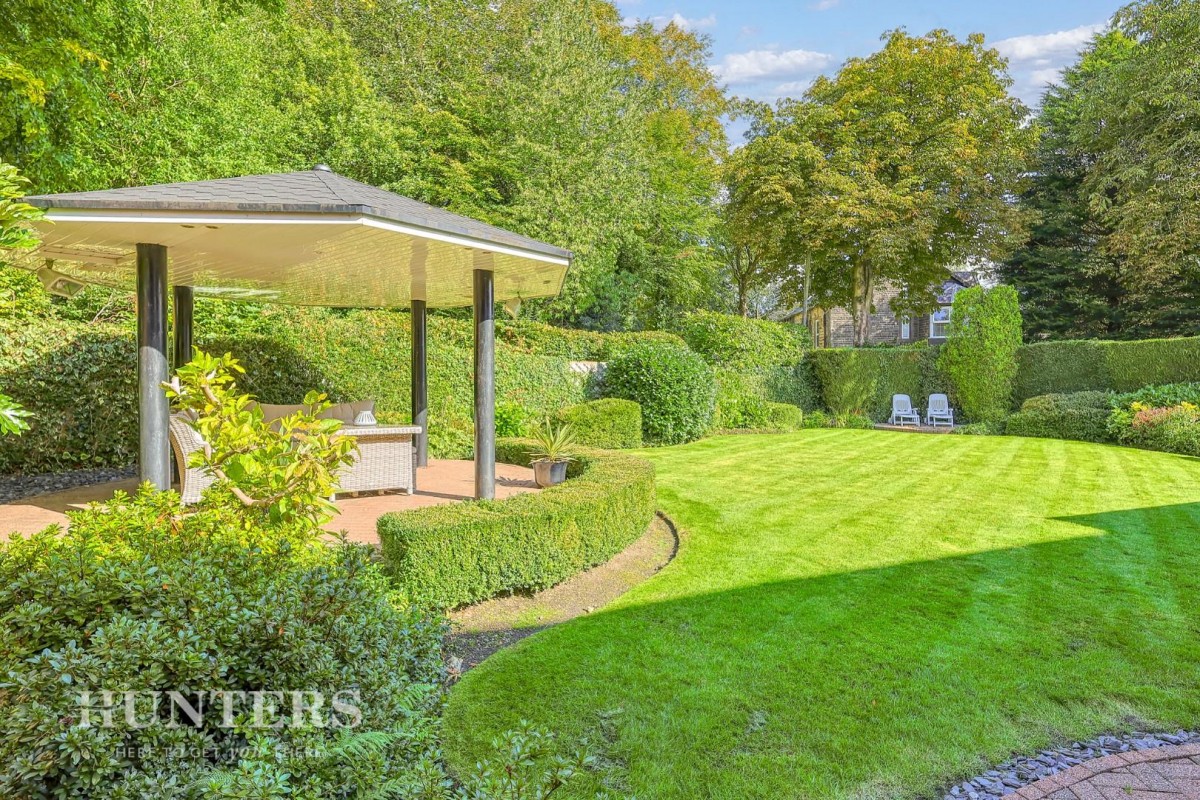 Carriage Drive Littleborough, OL15 9LE