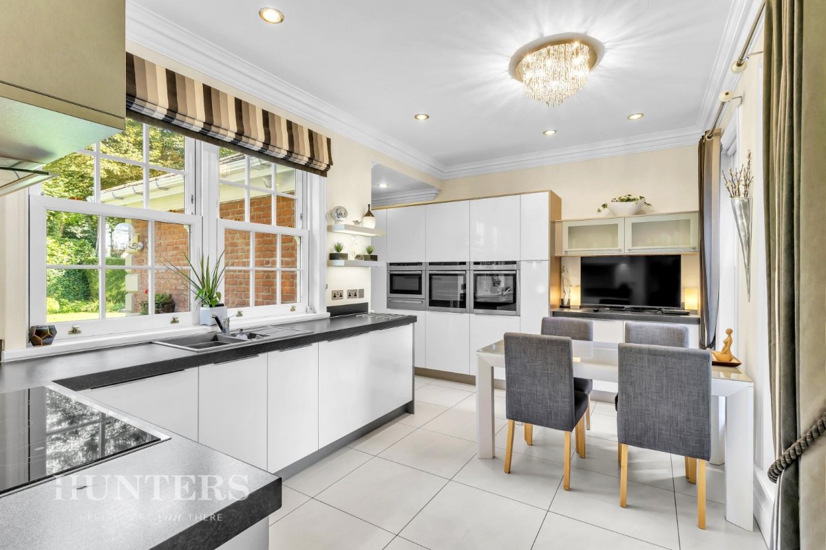 Carriage Drive Littleborough, OL15 9LE