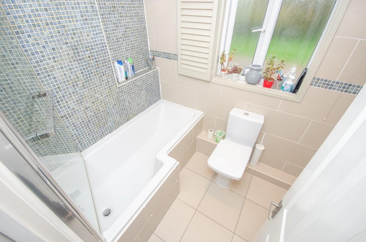 Bromley Heath Road, Downend, Bristol, BS16 6JB