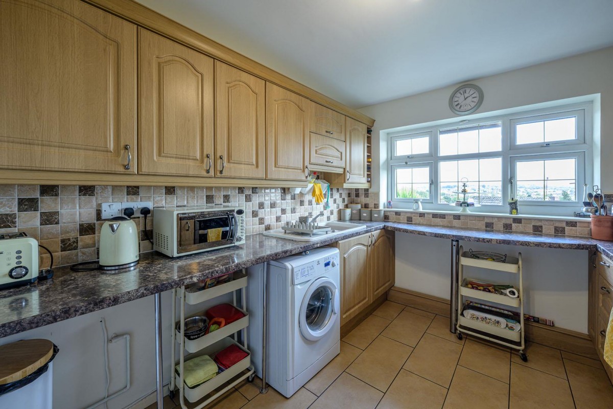 Kenilworth Close, Wordsley, DY8 5HW