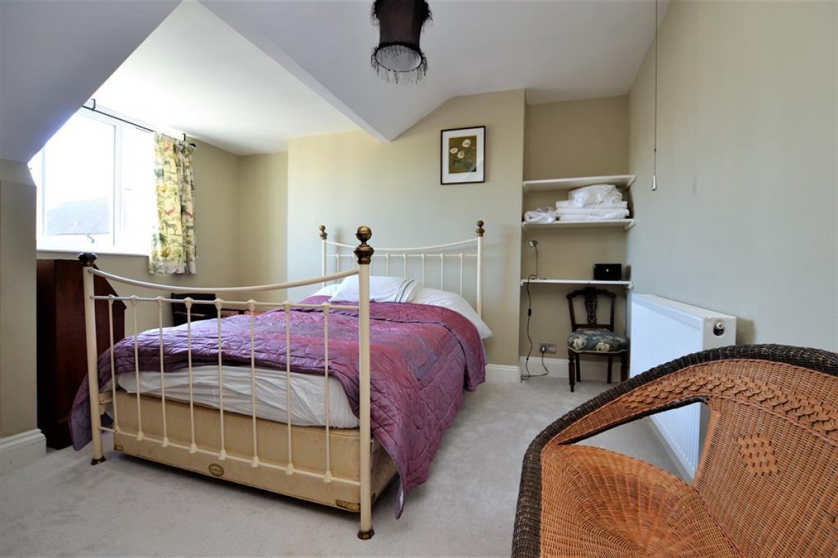 Western Road, Cheltenham, GL50 3RN