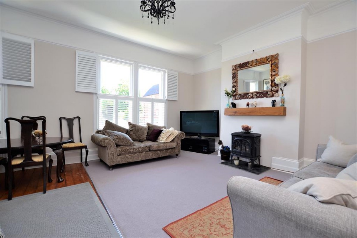 Western Road, Cheltenham, GL50 3RN