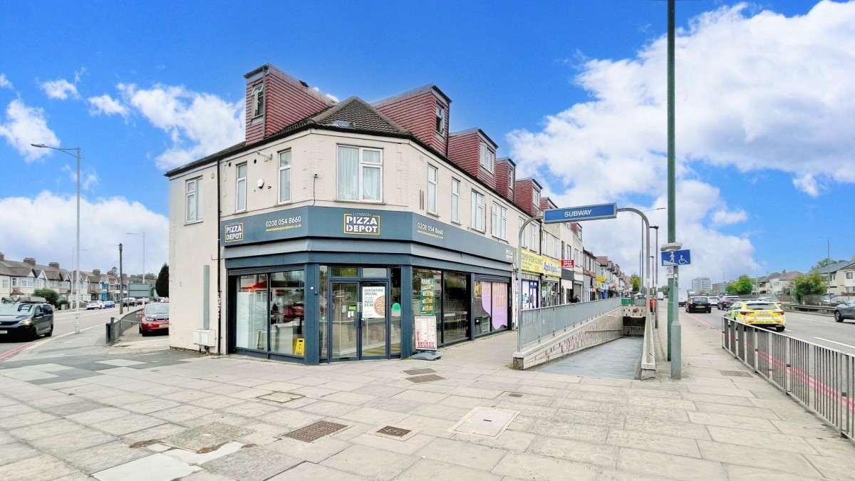 Eastern Avenue, Ilford, IG2