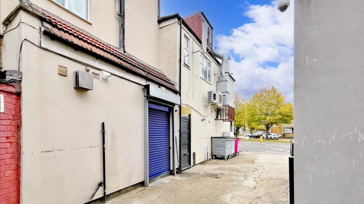 Eastern Avenue, Ilford, IG2