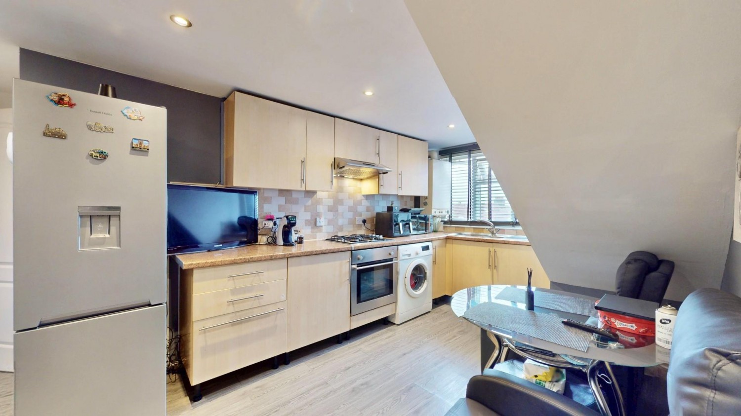 Eastern Avenue, Ilford, IG2