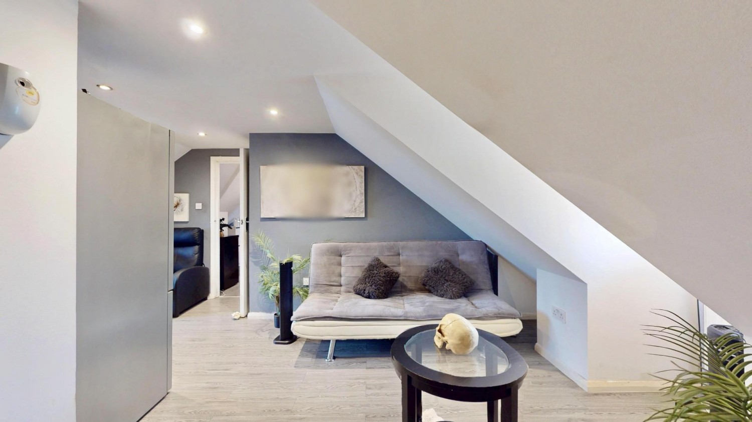 Eastern Avenue, Ilford, IG2