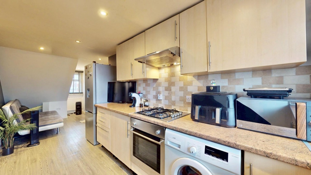 Eastern Avenue, Ilford, IG2