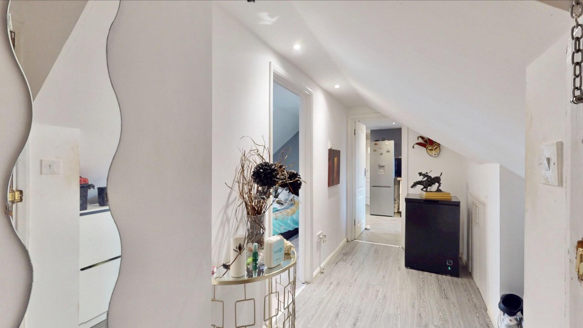 Eastern Avenue, Ilford, IG2