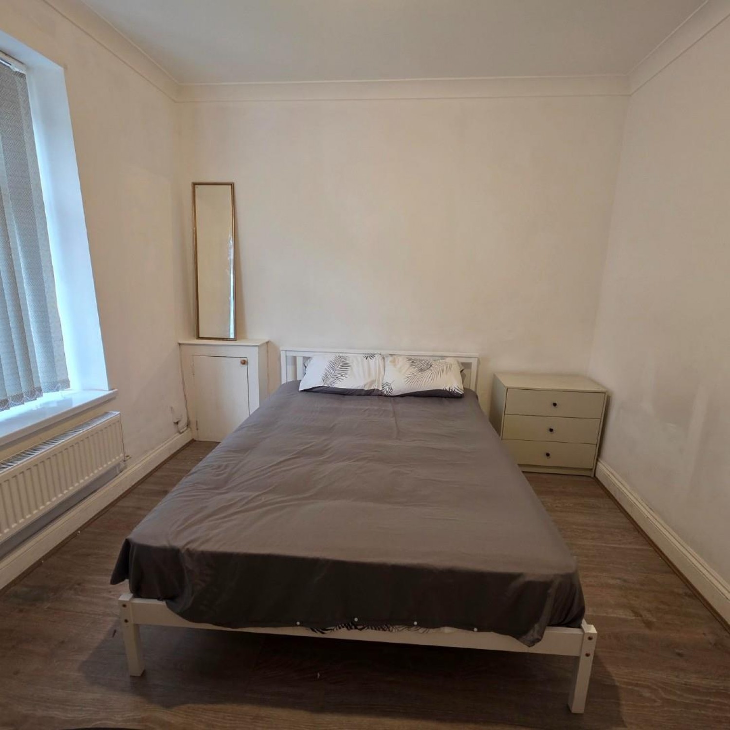 Wood Road, Pontypridd