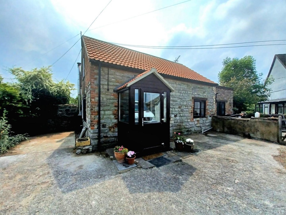 Stable Cottage, Lower Wick