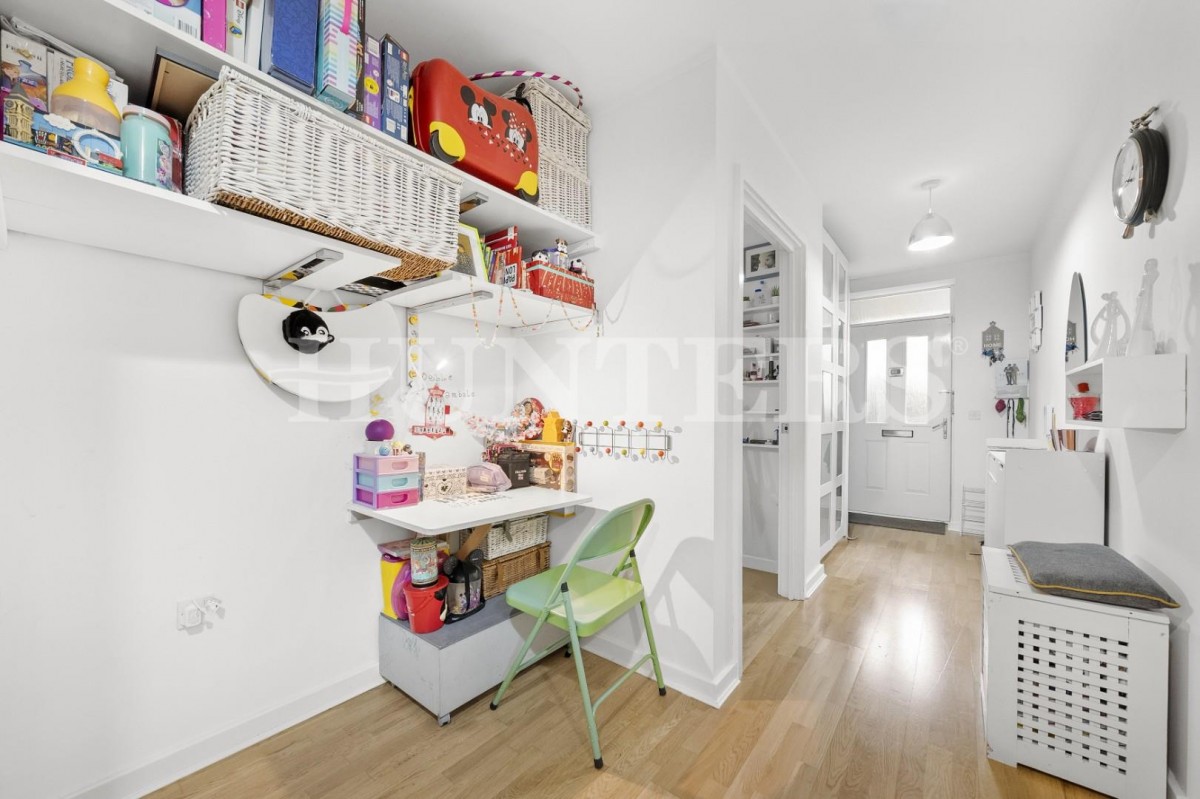 Birdsmouth Court, London, N15