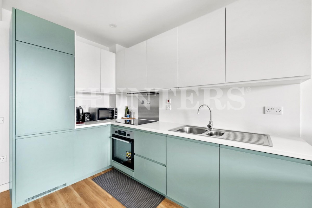 Station Road, London, N17