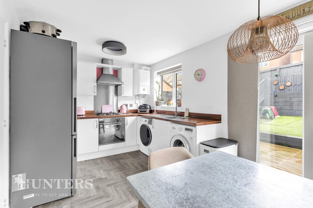 Mayflower Gardens, Wardle, OL12 9DF