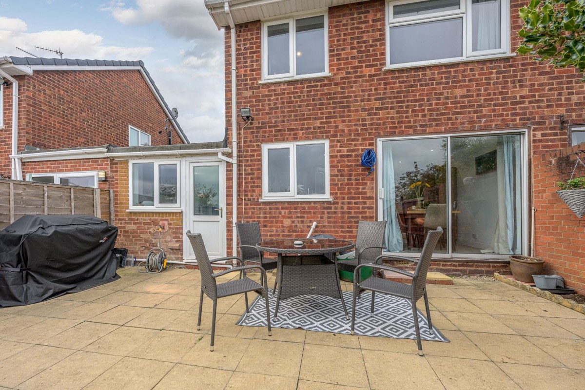 Arundel Road, Stourbridge, DY8 5EQ