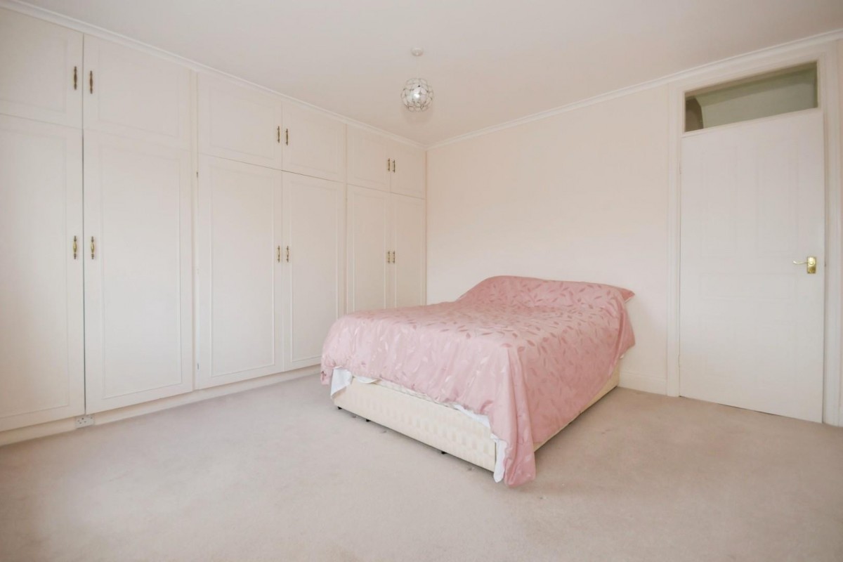 Towngate Road, Worrall, S35