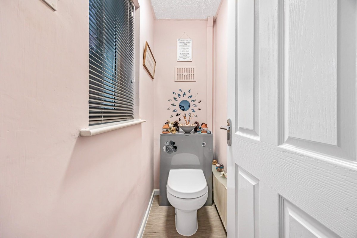 Derricke Road, Bristol