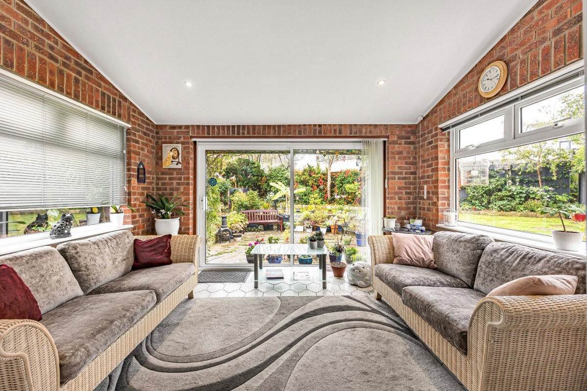 Derricke Road, Bristol