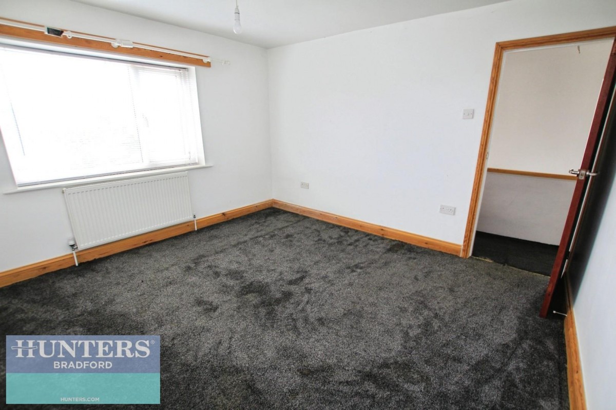 Rockland Crescent Bradford, West Yorkshire, BD7 2SN