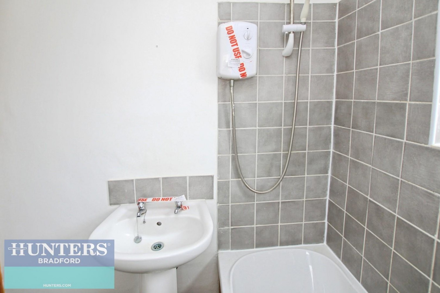 Rockland Crescent Bradford, West Yorkshire, BD7 2SN