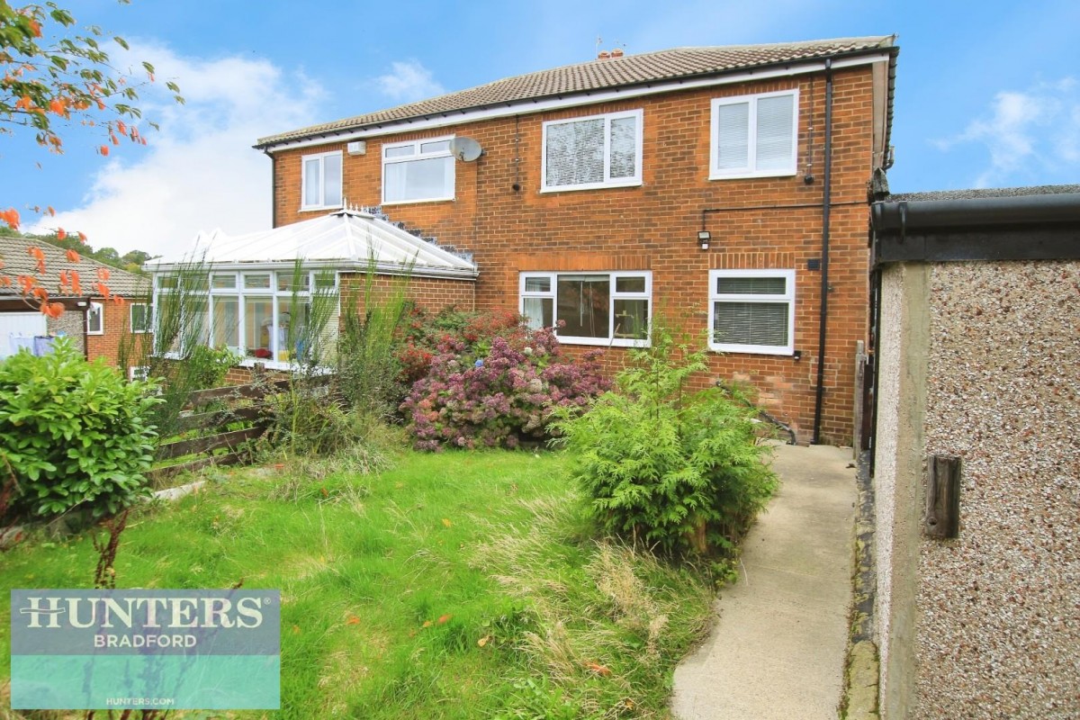 Rockland Crescent Bradford, West Yorkshire, BD7 2SN