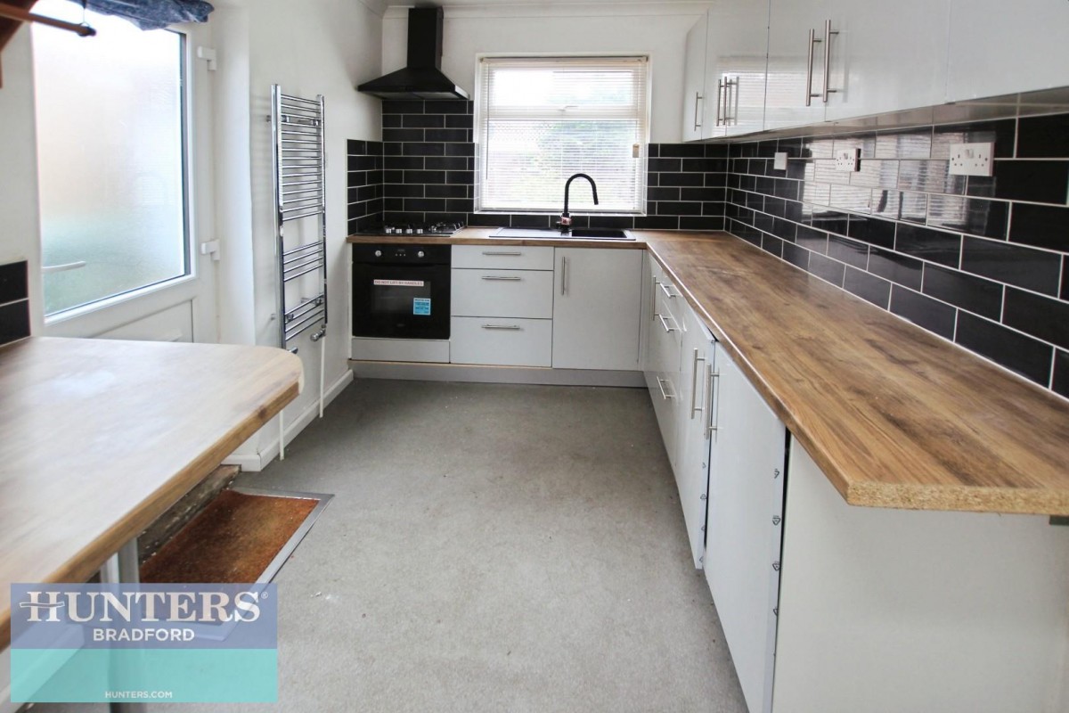 Rockland Crescent Bradford, West Yorkshire, BD7 2SN