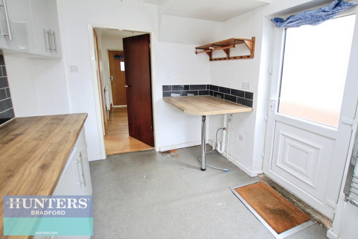 Rockland Crescent Bradford, West Yorkshire, BD7 2SN