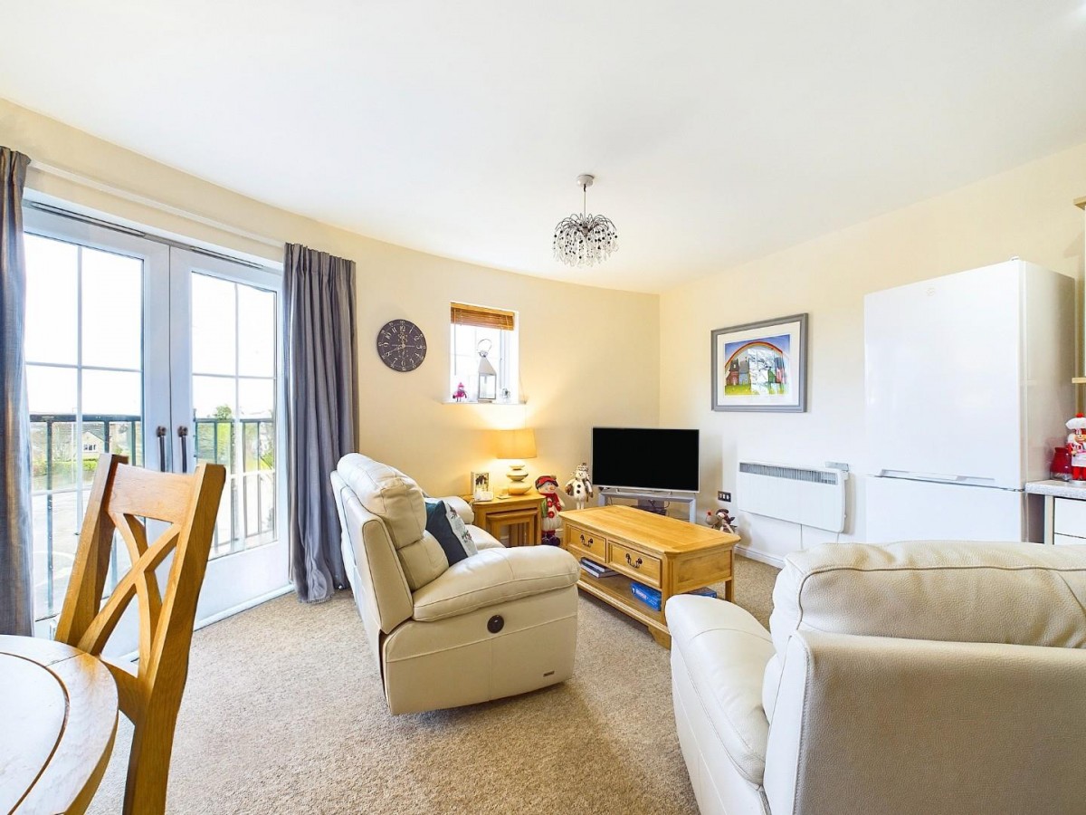 Agincourt Drive, Hill Top View, Gilstead