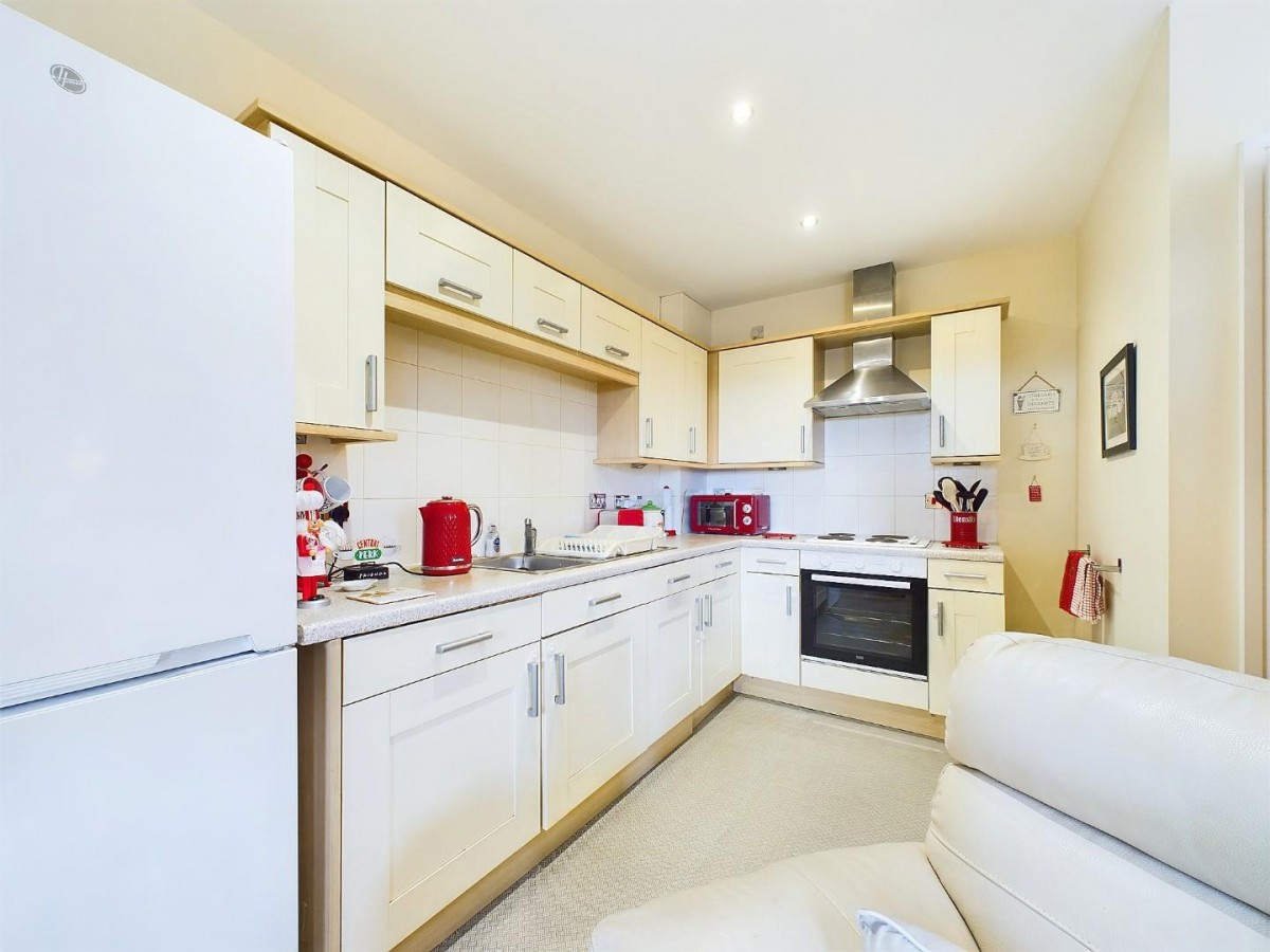 Agincourt Drive, Hill Top View, Gilstead