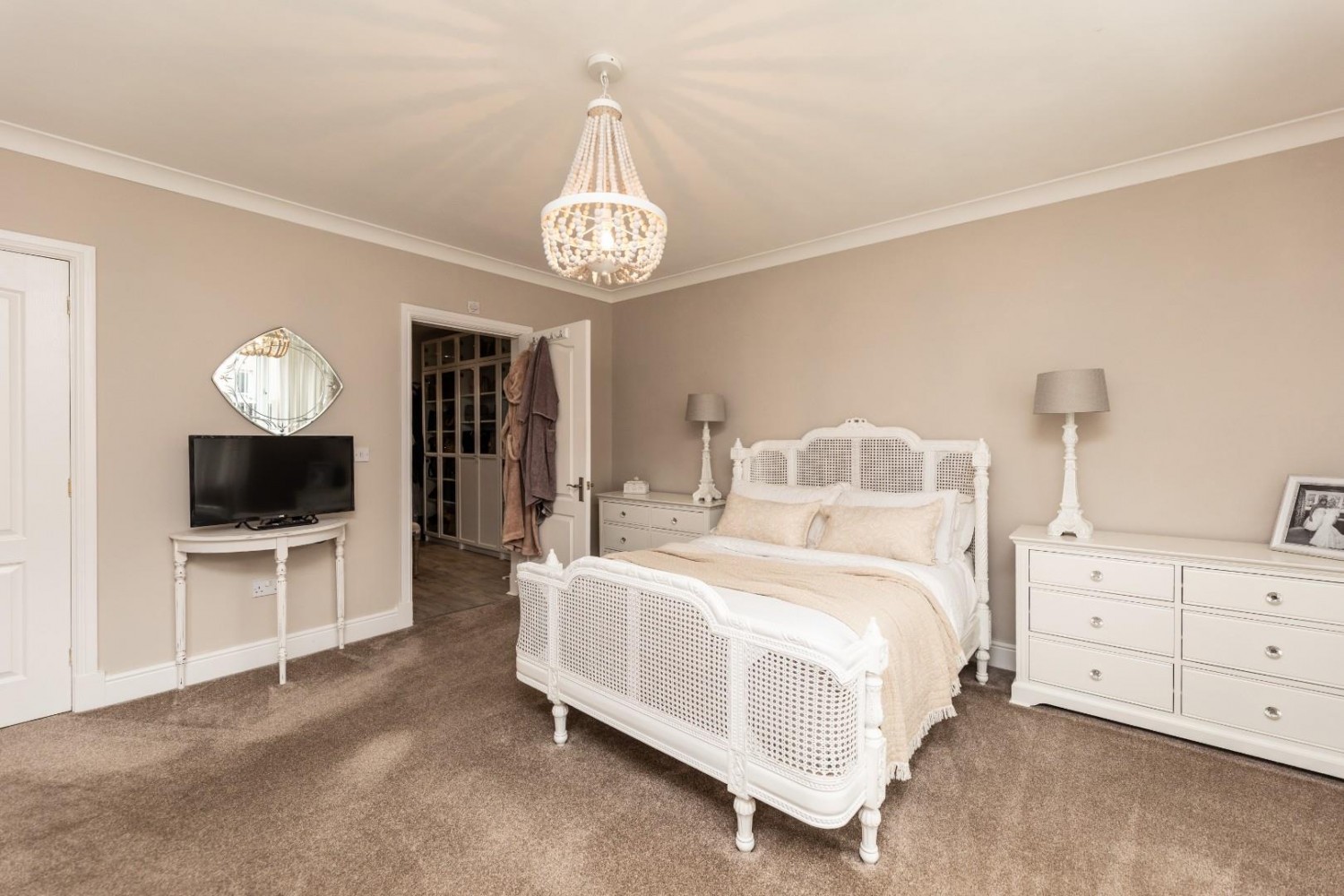 Middle Oxford Street, Castleford