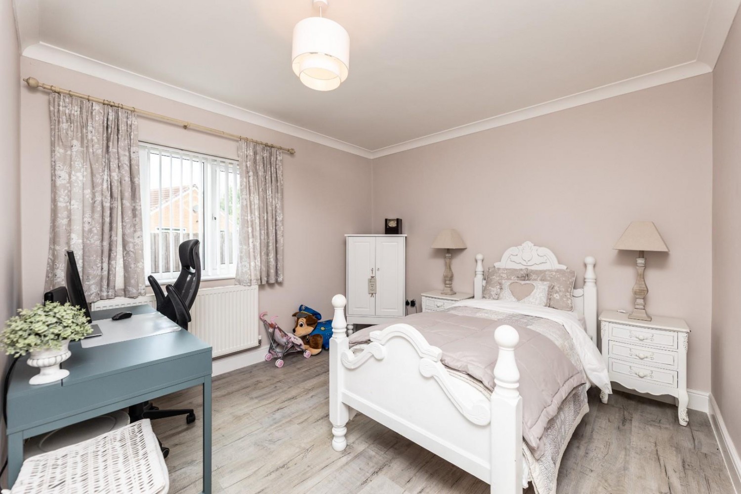 Middle Oxford Street, Castleford